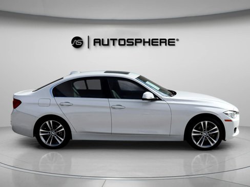 Used 2018 BMW 330i Sedan image 9