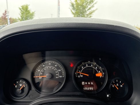 Used 2014 Jeep Patriot Latitude image 17