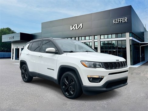 Used 2021 Jeep Compass Latitude image 2