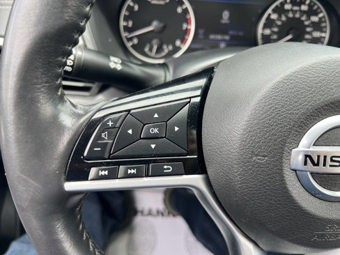 Used 2021 Nissan Altima 2.5 SV w/ SV Premium Package image 19