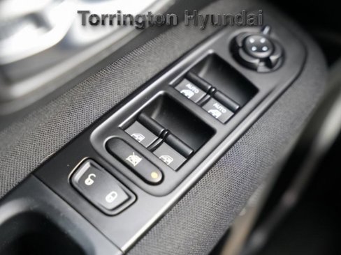 Used 2021 Jeep Renegade Latitude image 24