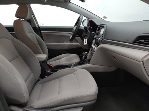 Used 2019 Hyundai Elantra SEL image 21