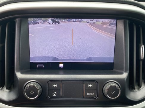 Used 2020 Chevrolet Colorado LT image 11