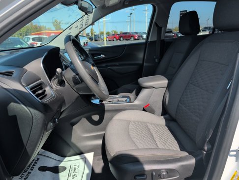 Used 2018 Chevrolet Equinox LT image 8