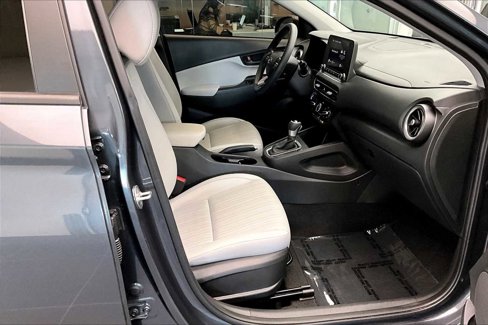 Used 2022 Hyundai Kona SEL w/ Cargo Package image 8
