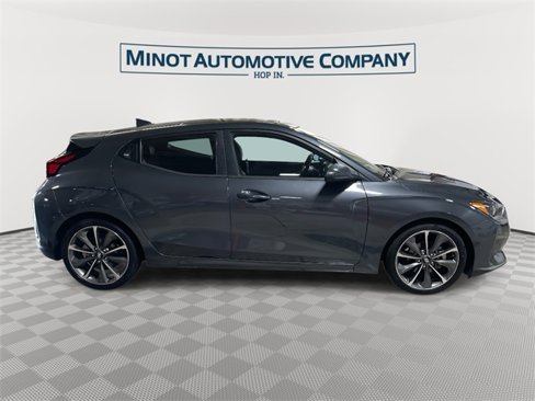 Used 2020 Hyundai Veloster 2.0 Premium image 9