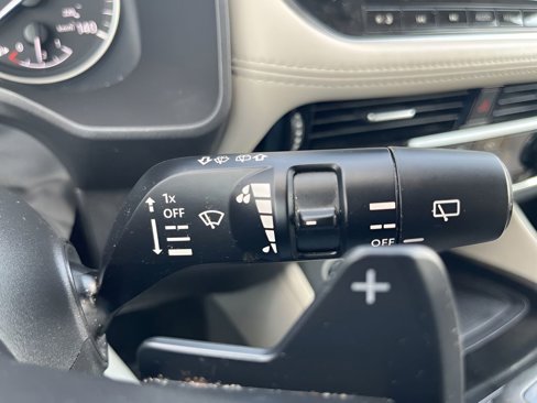 Used 2023 Nissan Rogue SL w/ SL Premium Package image 20