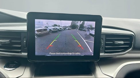Used 2022 Ford Explorer XLT w/ Equipment Group 202A image 13