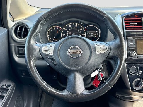 Used 2015 Nissan Versa Note SR image 11