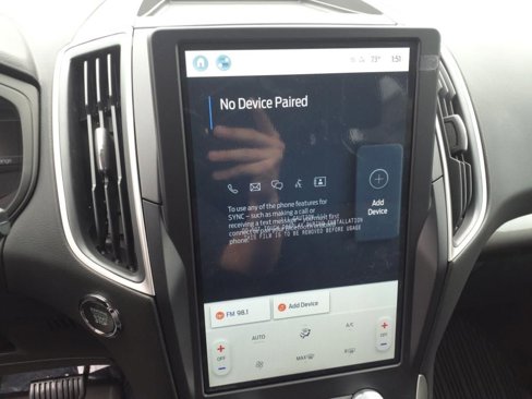 Used 2024 Ford Edge SE image 32