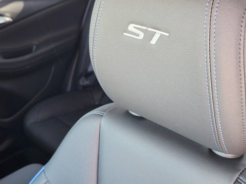 New 2025 Buick Encore GX Sport Touring w/ Comfort Package image 16