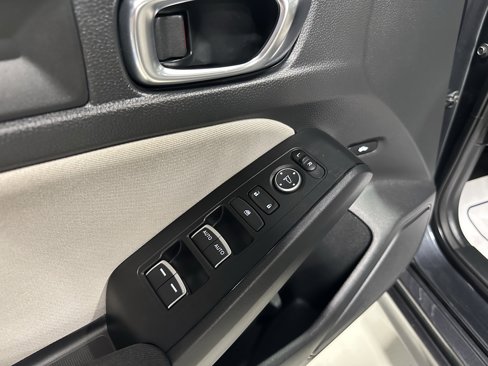 Used 2022 Honda Civic LX image 15