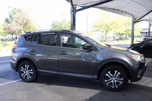 Used 2017 Toyota RAV4 LE image 20