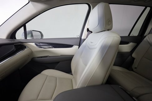 Used 2020 Cadillac XT6 Premium Luxury image 41