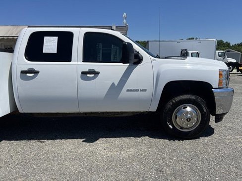 Used 2014 Chevrolet Silverado 3500 W/T image 55