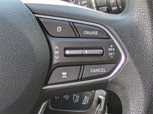 Used 2019 Hyundai Santa Fe SE image 20