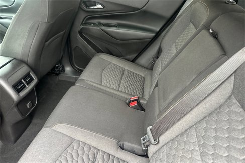 Used 2018 Chevrolet Equinox LT image 5