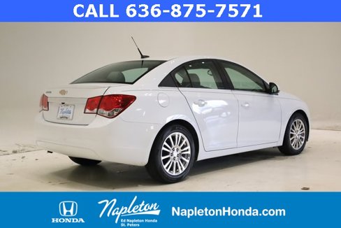 Used 2014 Chevrolet Cruze Eco image 4