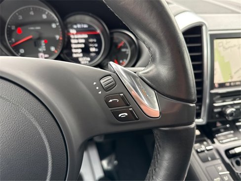 Used 2011 Porsche Cayenne image 35