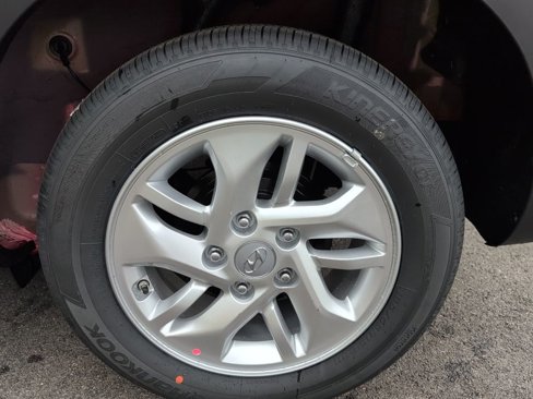 New 2025 Hyundai Venue SE image 25