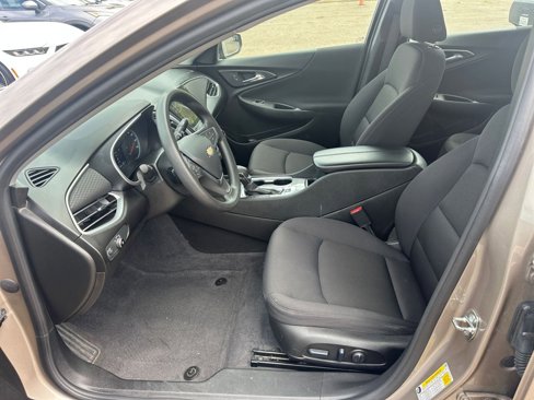 Used 2024 Chevrolet Malibu LT image 27