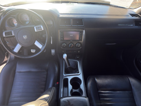 Used 2010 Dodge Challenger R/T image 12