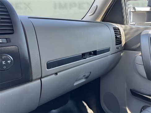 Used 2013 Chevrolet Silverado 3500 W/T image 28