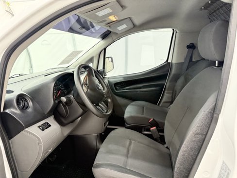 Used 2019 Nissan NV200 SV image 11