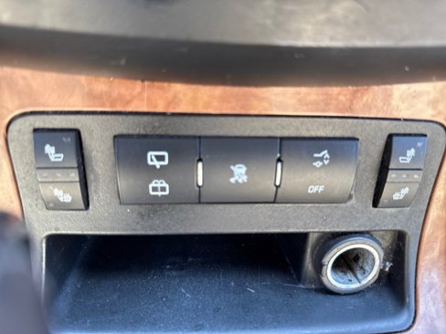 Used 2011 Buick Enclave CXL image 20