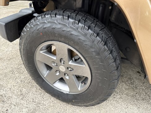 Used 2015 Jeep Wrangler Unlimited Sport image 12