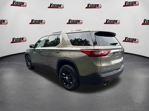 Used 2018 Chevrolet Traverse LT image 7