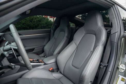 Used 2022 Porsche 911 Carrera 4 image 32
