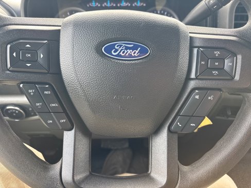 Used 2020 Ford F250 XL w/ Power Equipment Group image 18