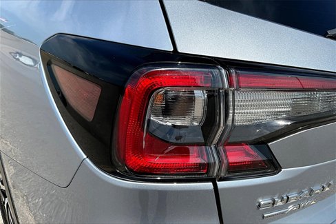 Used 2022 Subaru Outback Premium image 32