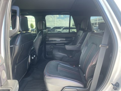 Used 2019 Ford Expedition Limited w/ Equipment Group 303A image 17