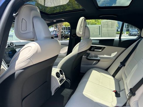 Used 2025 Mercedes-Benz C 300 Sedan image 22