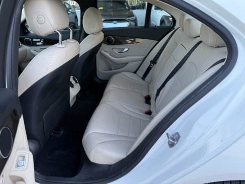 Used 2019 Mercedes-Benz C 300 4MATIC Sedan image 26