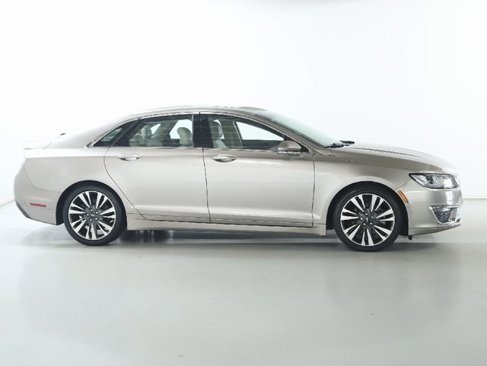 Used 2019 Lincoln MKZ Reserve image 11