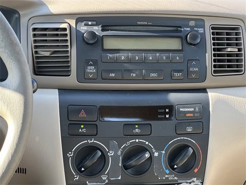 Used 2005 Toyota Corolla CE image 13