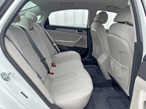Used 2016 Hyundai Sonata SE image 32