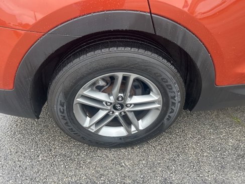 Used 2017 Hyundai Santa Fe Sport image 16