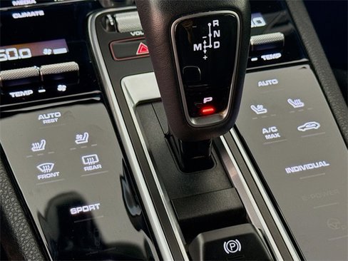Certified 2019 Porsche Cayenne image 17