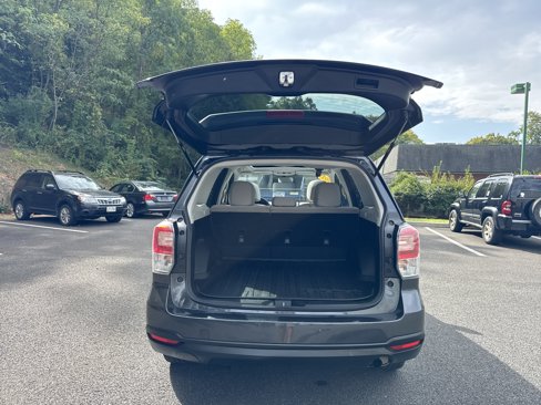 Used 2018 Subaru Forester 2.5i Premium w/ All-Weather Package image 30