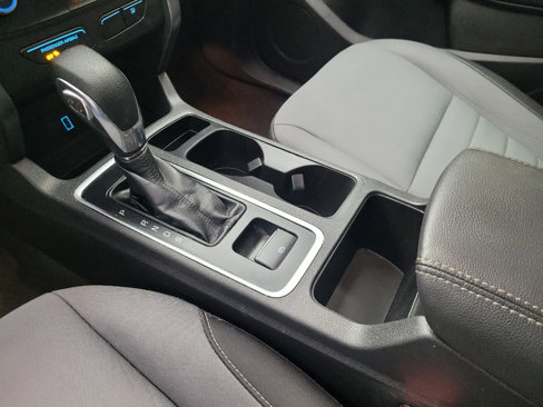 Used 2019 Ford Escape S image 26