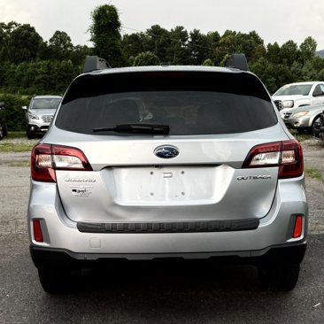 Used 2015 Subaru Outback 2.5i Premium image 20