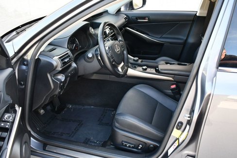 Used 2018 Lexus IS 300 image 14