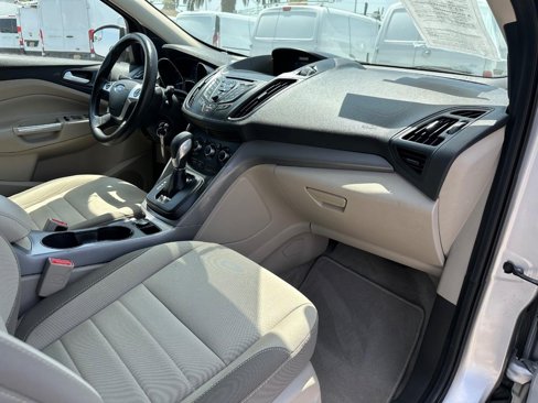 Used 2015 Ford Escape SE image 20