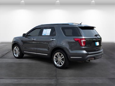Used 2019 Ford Explorer Limited w/ Ford Safe & Smart Package image 3