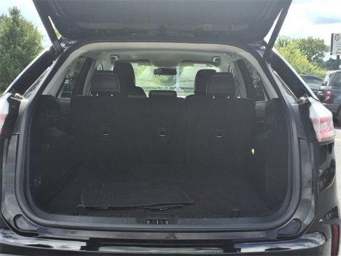 Used 2022 Ford Edge Titanium image 25