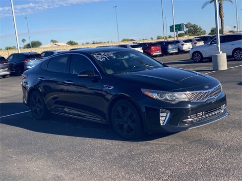 Used 2018 Kia Optima SX image 3